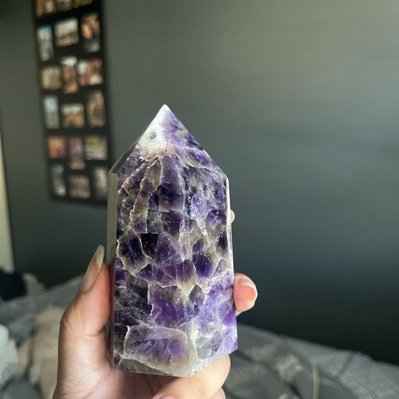 Amethyst Tower - Picture 3 of 5
